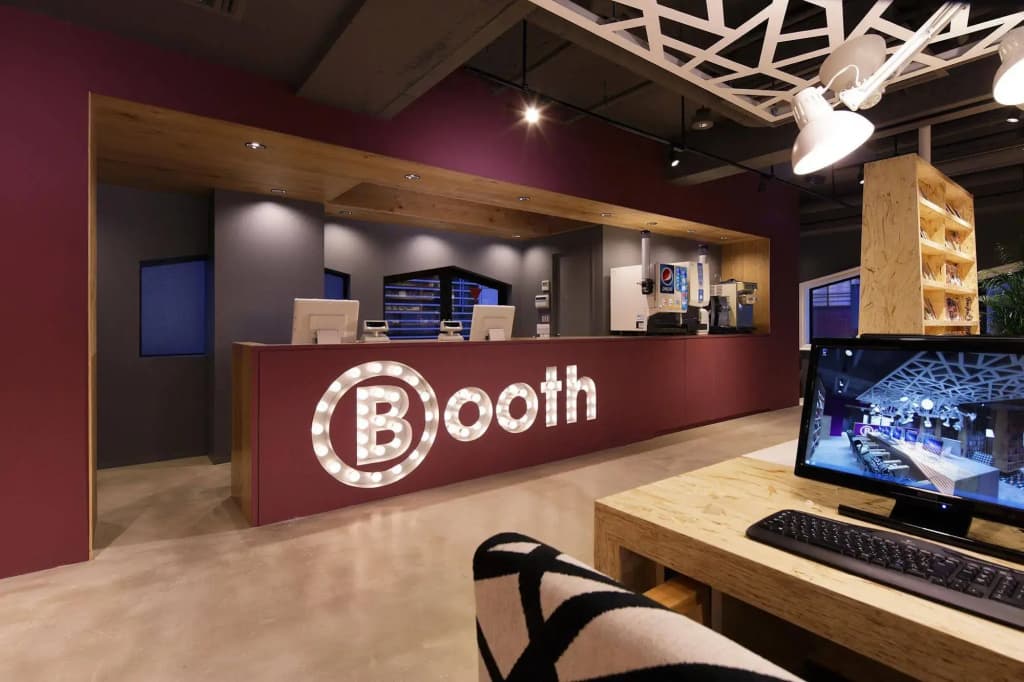 Booth Net Cafe & Capsule - photo 10