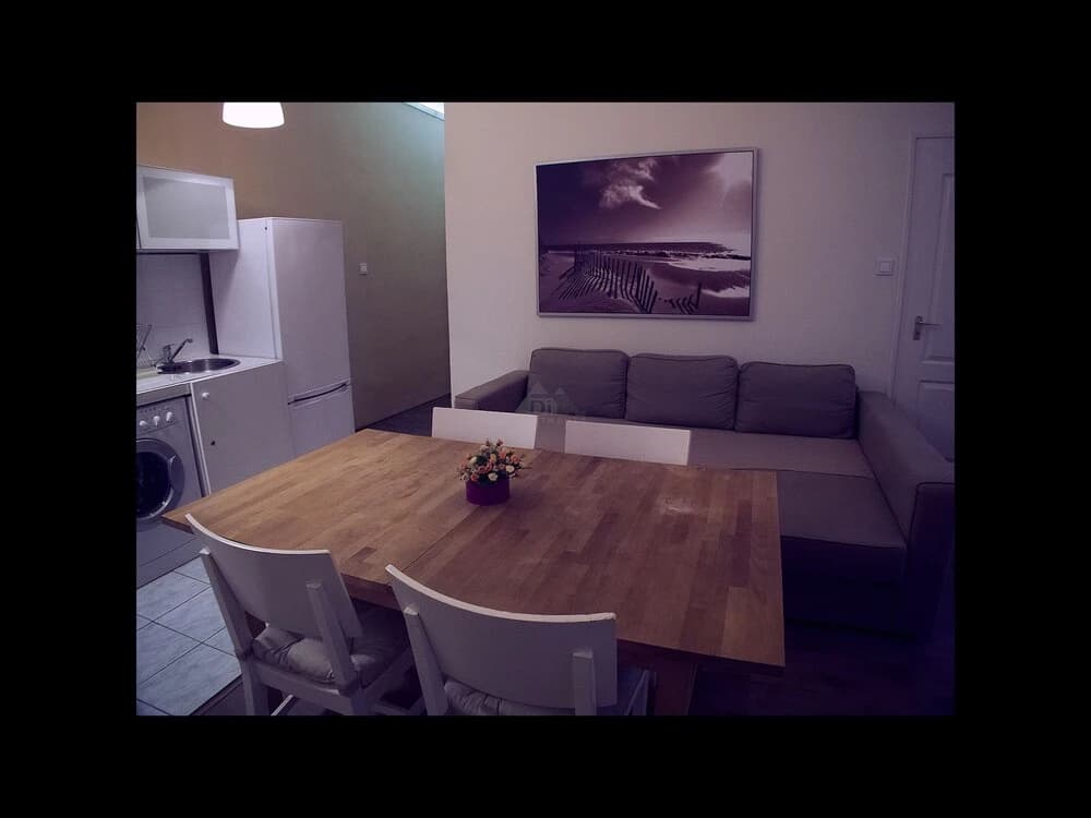 Hunyadi Ter Apartments - photo 3