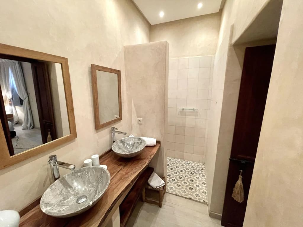 Riad Jona - photo 35
