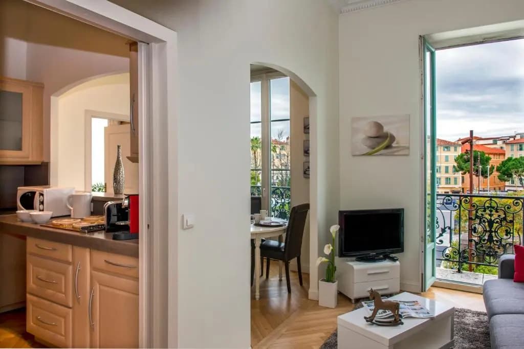 Aston - Appartement Centre Ville Massena - photo 4