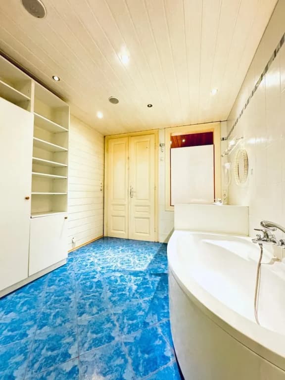 Spacious Private Room Near FAC Platz - photo 7