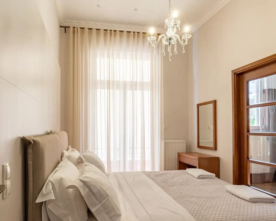 Kolonaki Chic Haven - A Downtown Retreat - photo 1