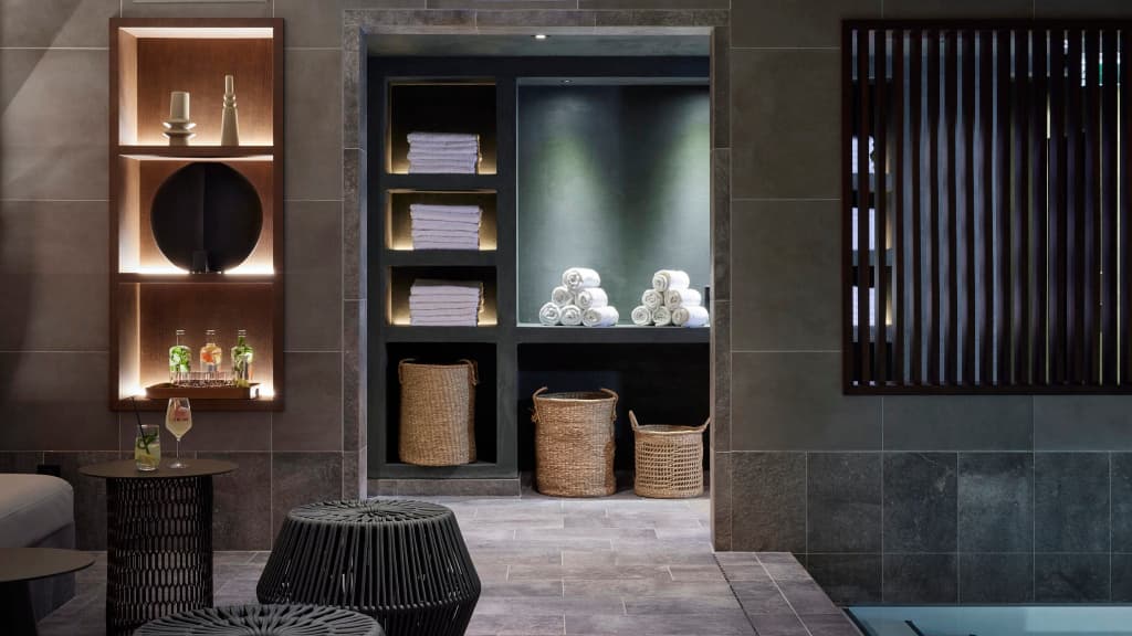 Le Bellune Paris Hotel & Spa - photo 16