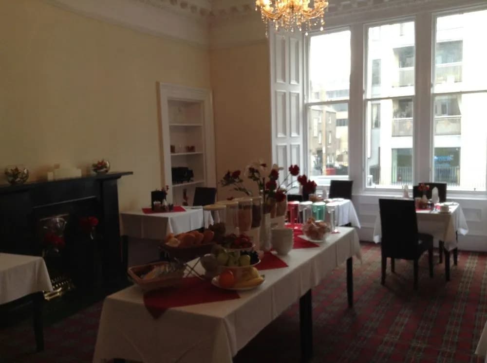Ailsa Guest House - photo 21