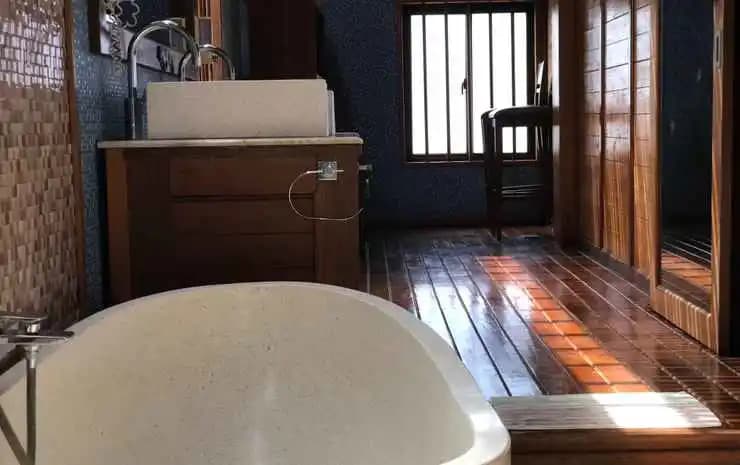 Seahouse Bali Indah Beach Inn - photo 18