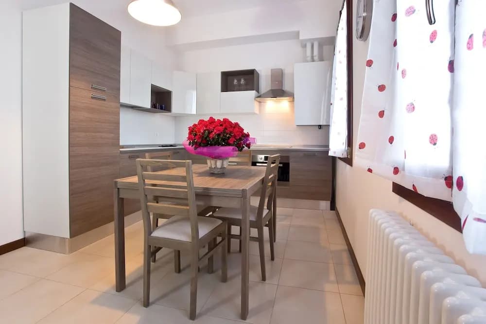 Good Wine Apartments - photo 36