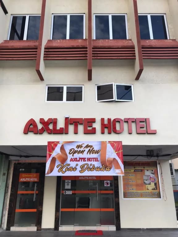 Axlite Hotel - main photo