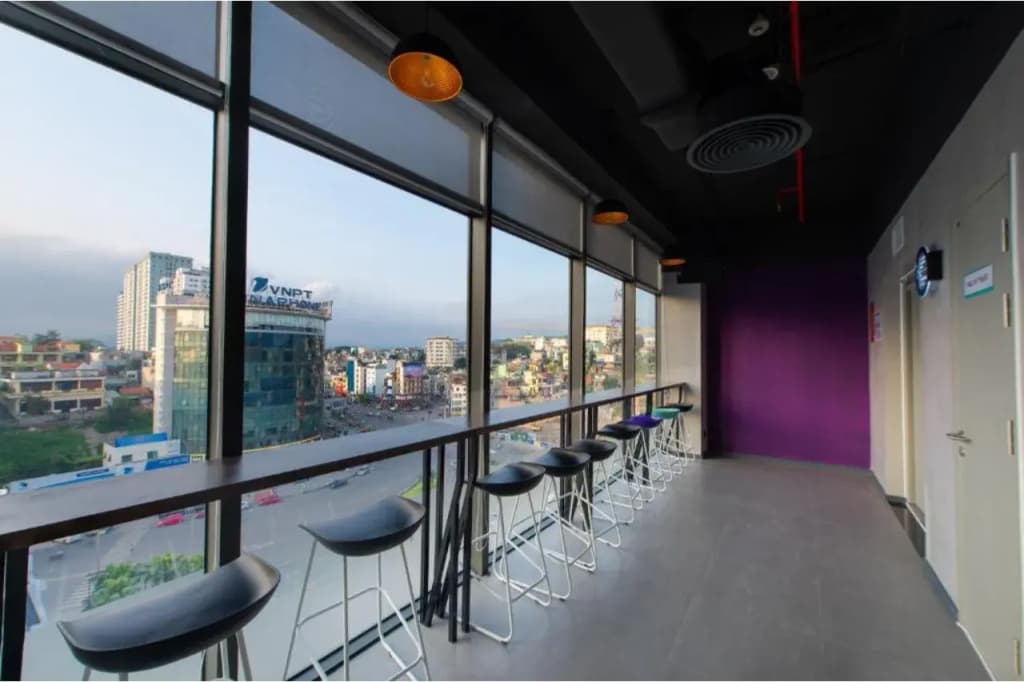 Tru by Hilton Ha Long Hon Gai Centre - photo 16