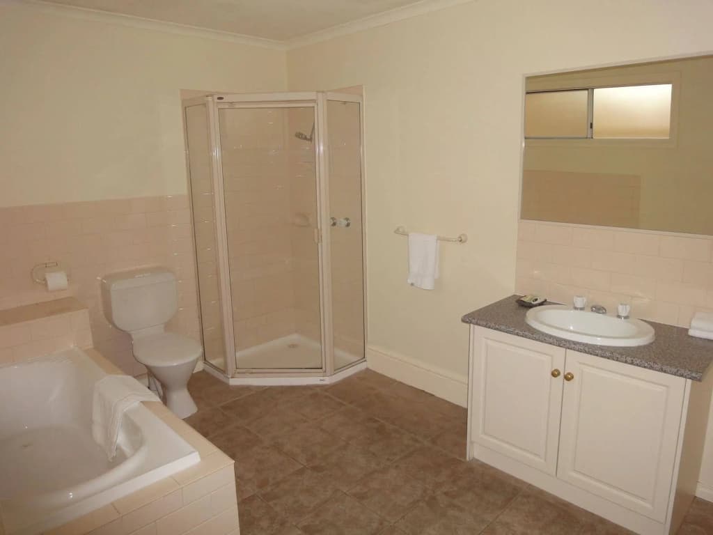 Moonee Valley Views Apartments - photo 7
