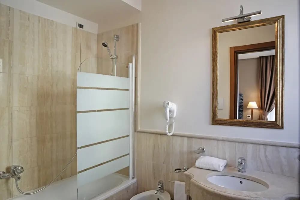 Hotel Ponte Milvio - photo 10