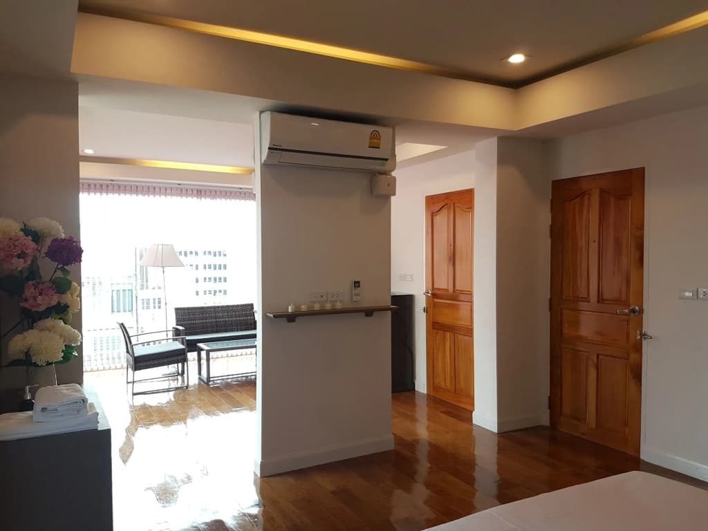 S.E.T Thanmongkol Residence - photo 18