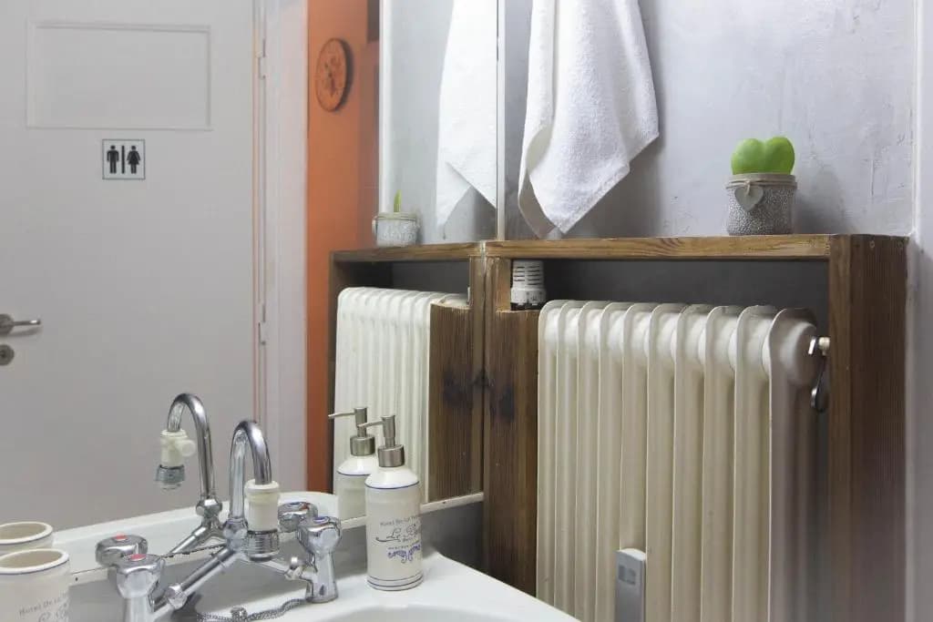 Inspired Townhouse • Bright, Chic & Cozy - photo 8
