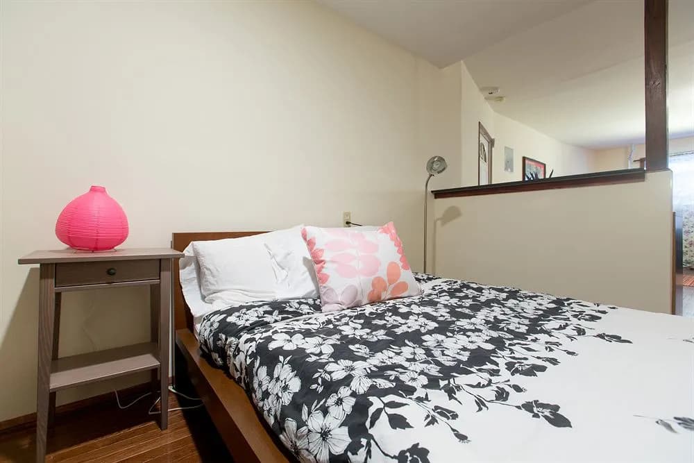 Lincoln Center Holiday Rentals - photo 2