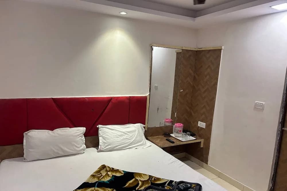 Shree Lodge Near New Delhi Railway Station, Paharganj - photo 2