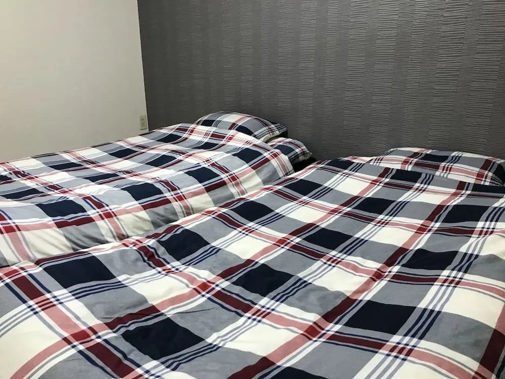 Gojo sefi-apartment 101 - photo 2