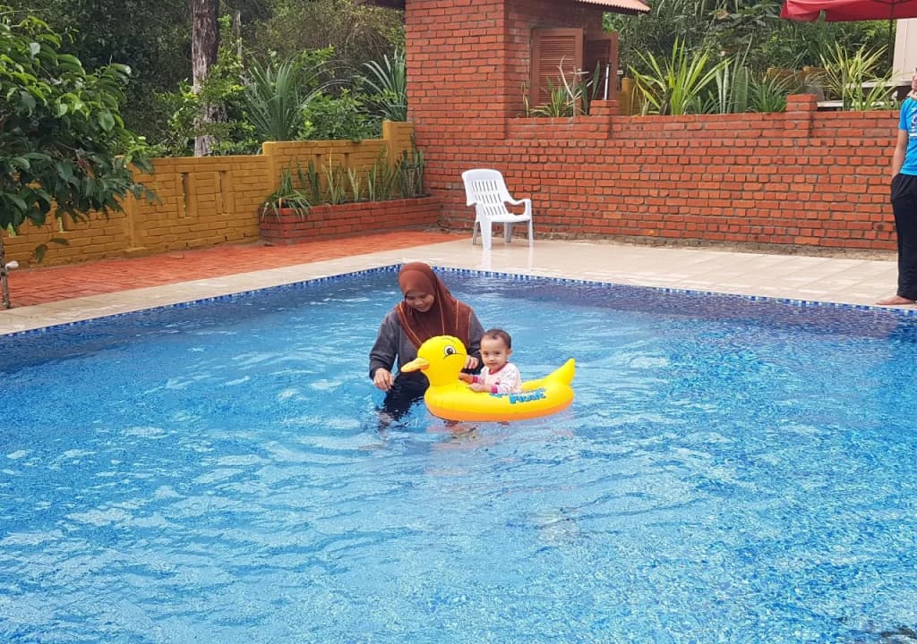 Pandan Laut Beach Resort - photo 11