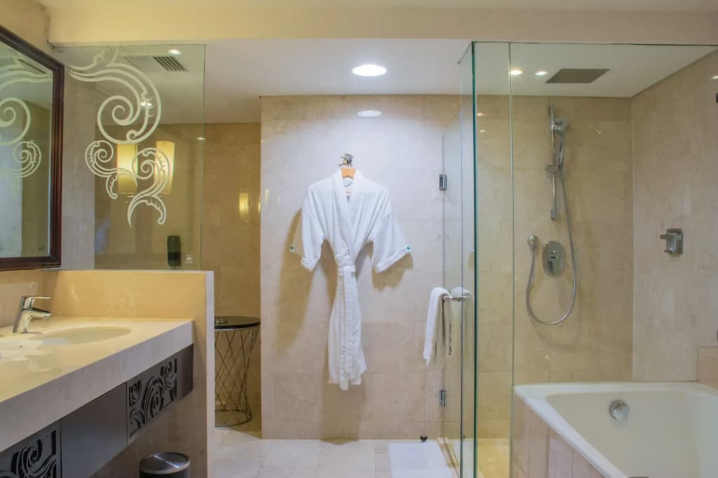 Le Meridien Jakarta - photo 10