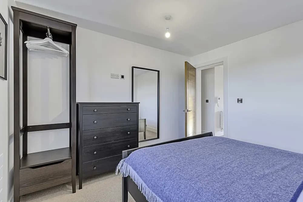 Chic Chiswick Apartment - photo 4