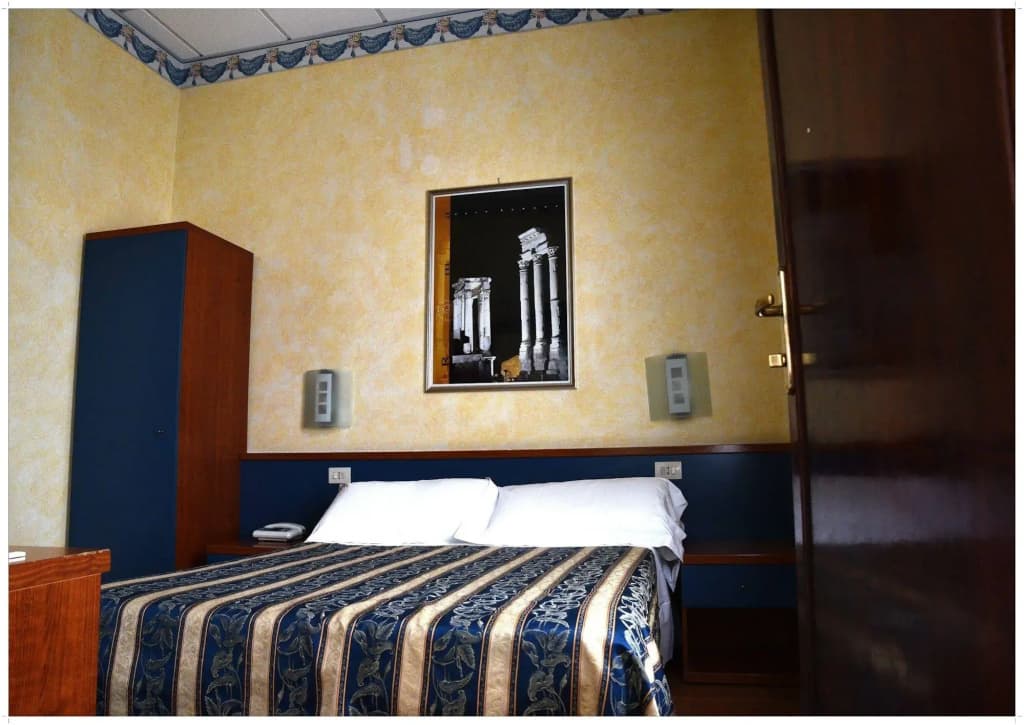 Hotel Julia - photo 4