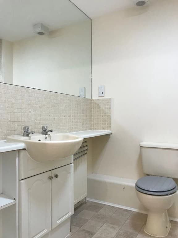 McDonald Road Apartment - photo 9