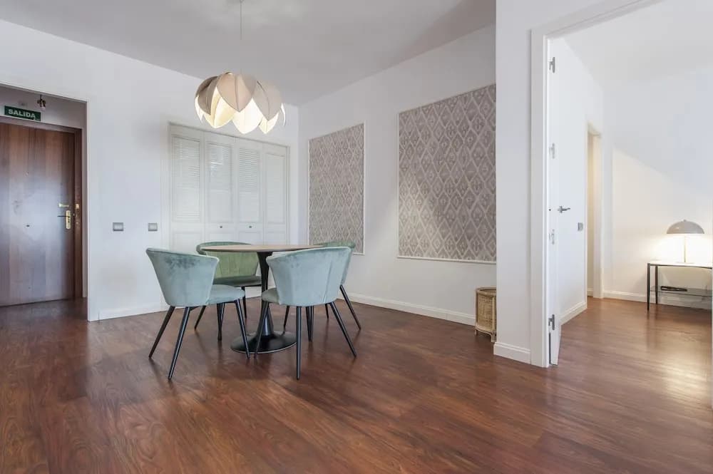 Alterhome Apartamento Plaza de Castilla III - photo 3