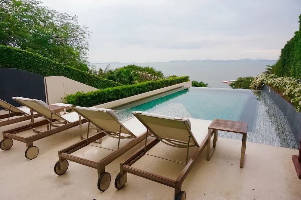 Baan Plai Haad Beachfront Condominium - photo 9