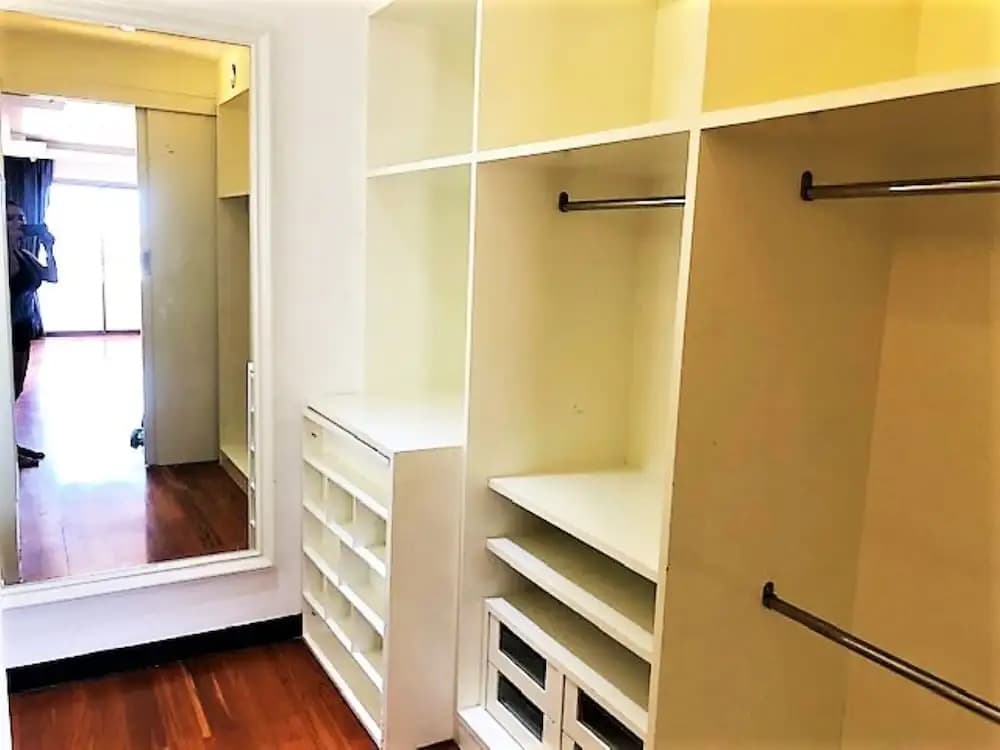 20th Floor 2-bed Condo With Stunning Views - photo 4