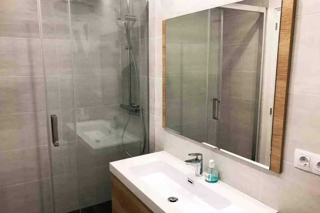 2 Bedroom Apartment Sants - photo 7