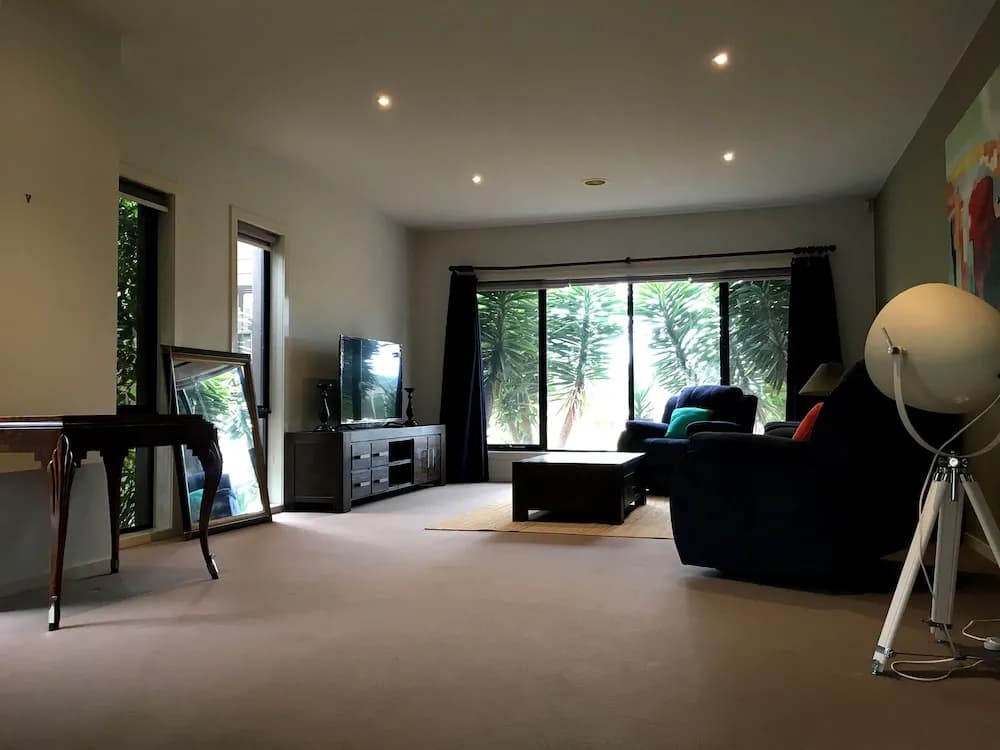 Deluxe Lake View House - photo 13