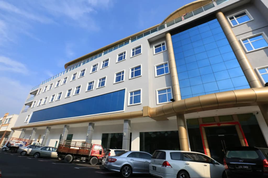 Supreme Hotel - photo 1