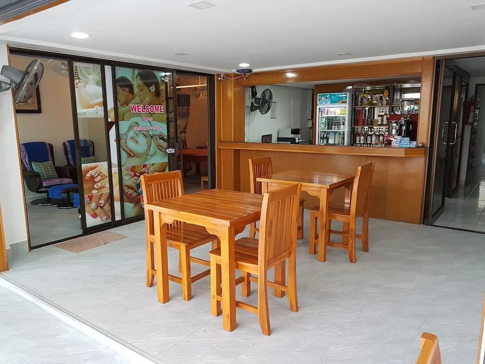 Welcome Inn Hotel Karon Beach - photo 16