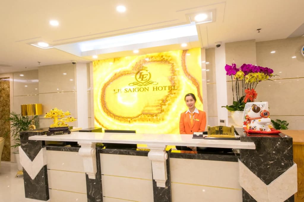 Le Saigon Hotel - photo 22