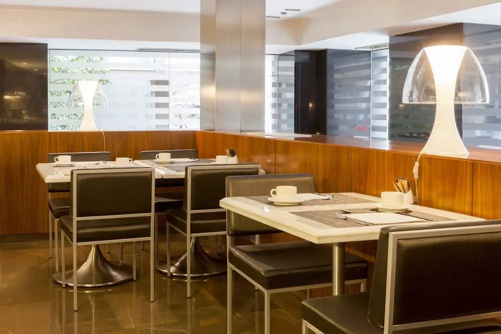 AC Hotel Irla - photo 26