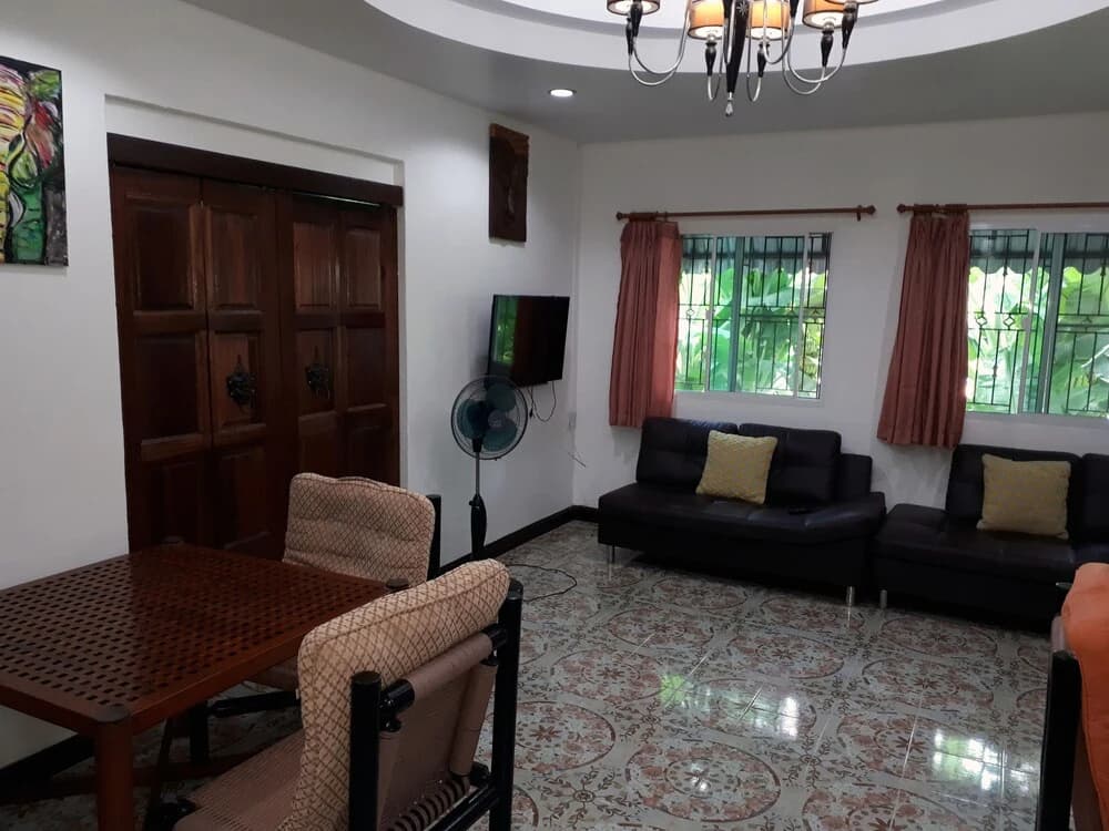 Dive BnB - main photo