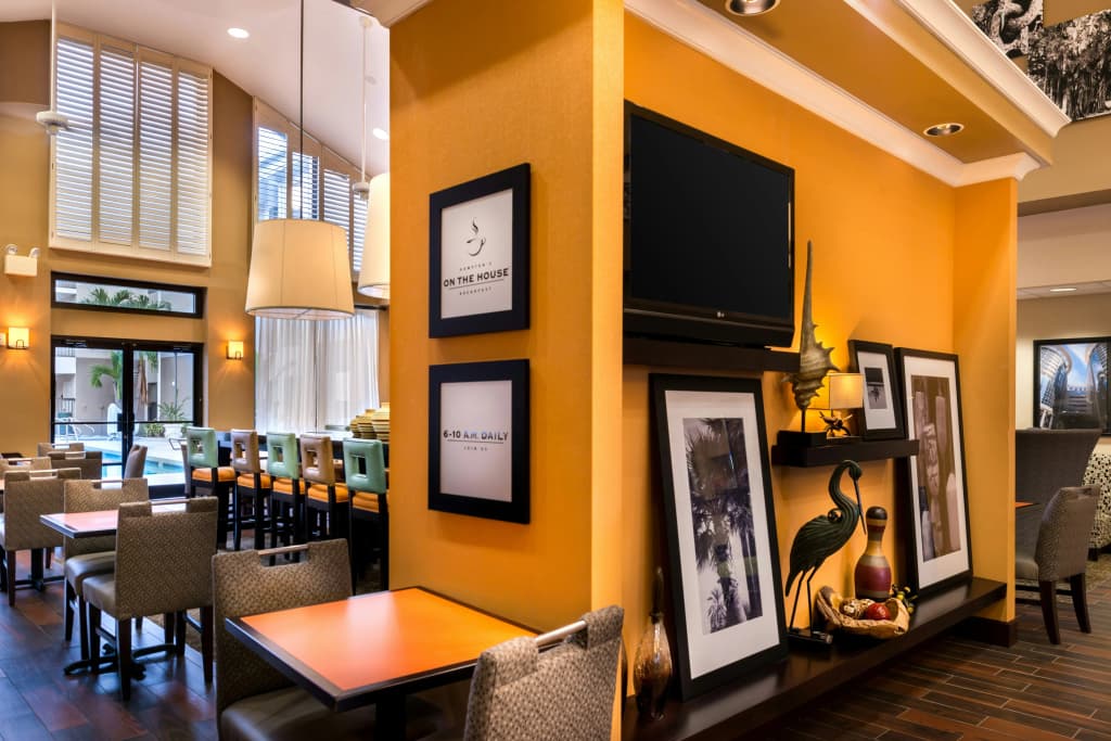 Hampton Inn & Suites Orlando/East UCF Area - photo 23