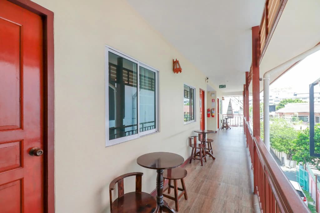 OYO 799 Pudsadee Hotel (Vaccinated Staff) - photo 6