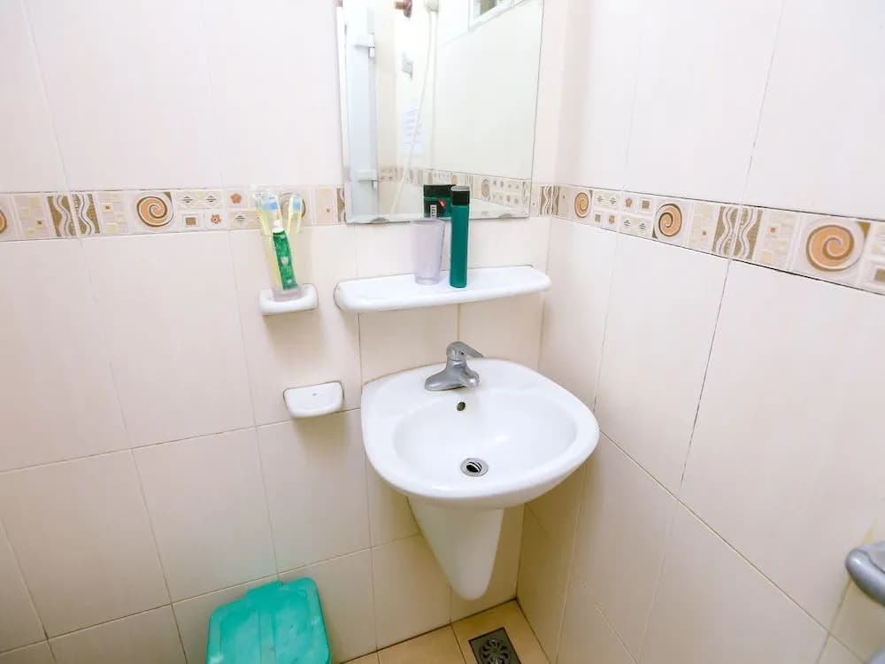 Hoa Quynh Guesthouse spot On - photo 9