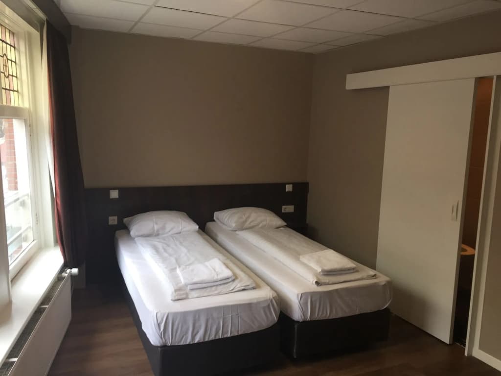 Hotel Damrak Inn - photo 5