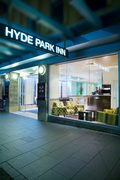 Hyde Park Inn - photo 33