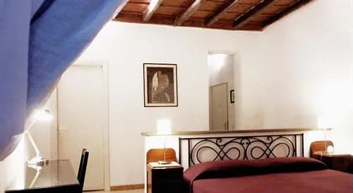 Surprising in Rome - photo 3