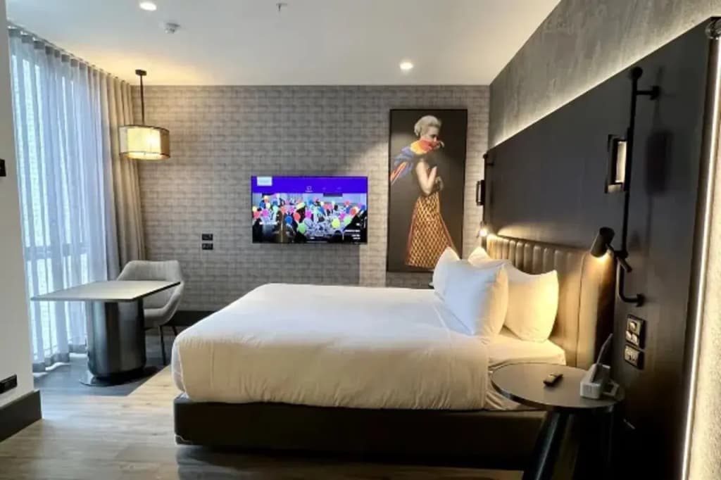 The Motley Hotel Richmond, Tapestry Collection by Hilton - photo 18