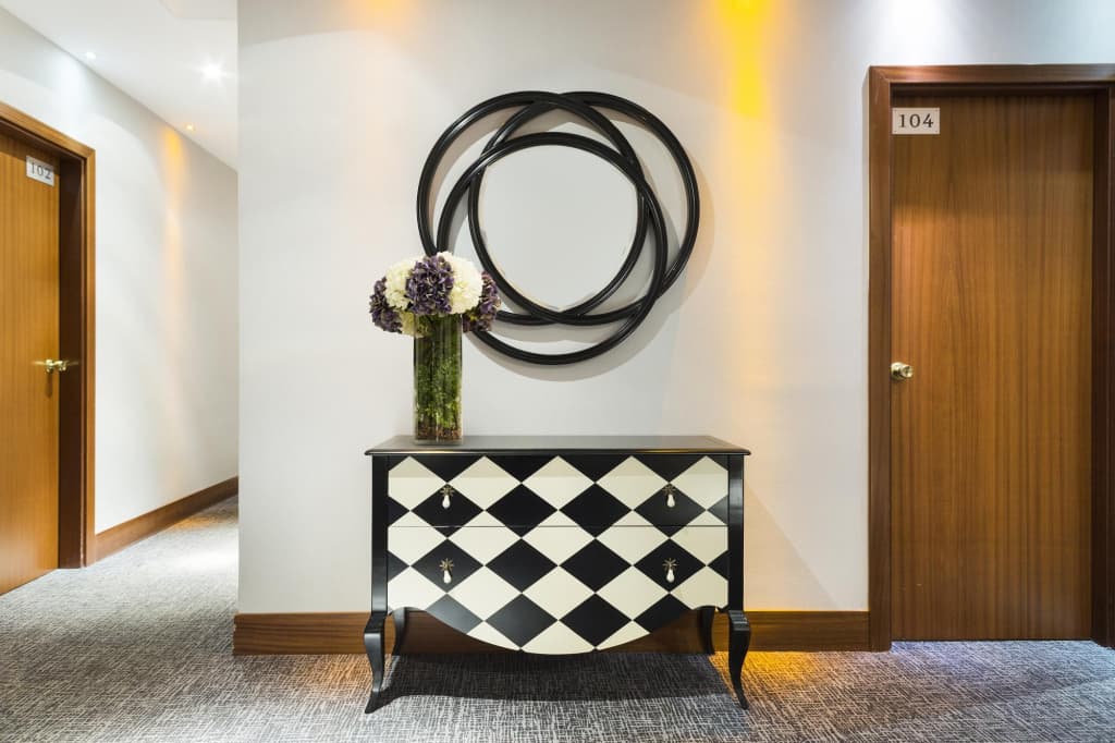 California Hotel - photo 32