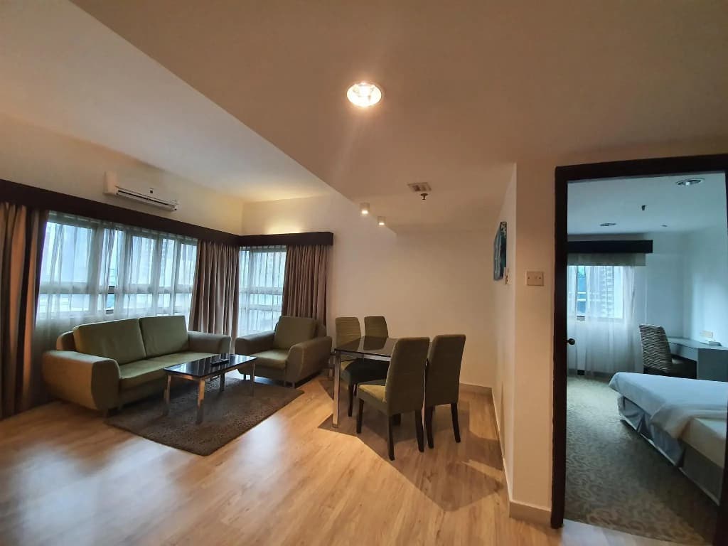 Crown Regency Serviced Suites - photo 20