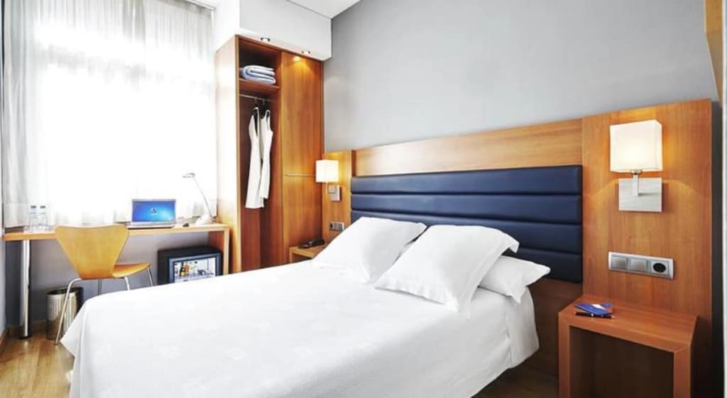 Barcelona Century Hotel - photo 6