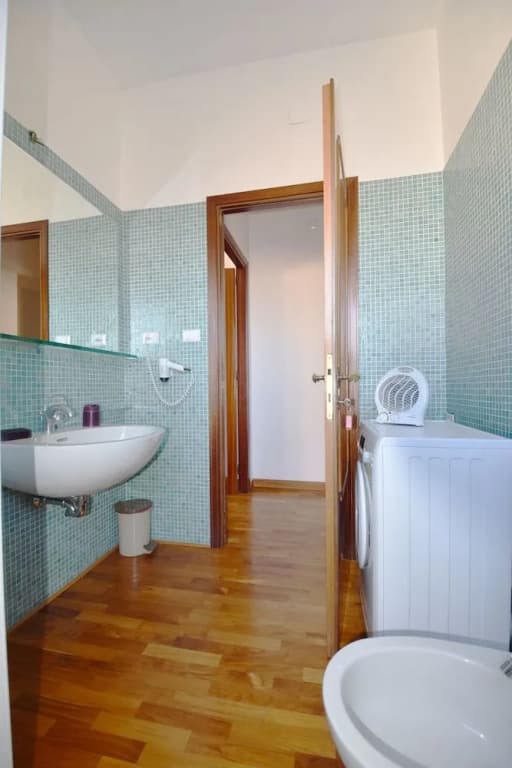 Nice & Warm Rooms - photo 9
