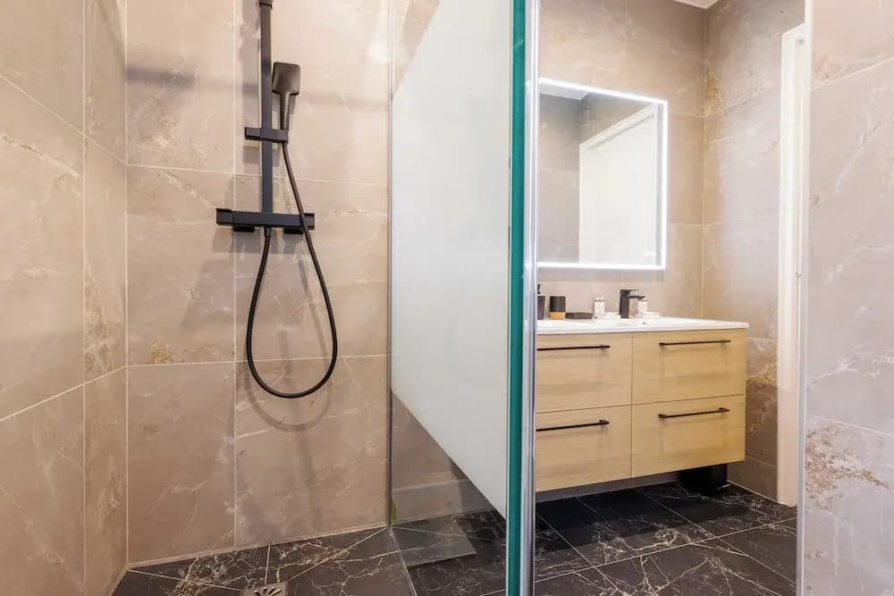 Charming Apartment - 2br/4p - Beaugrenelle - photo 7