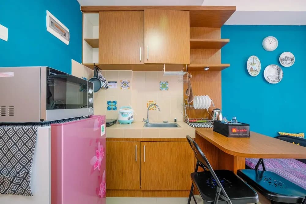 Homey and Comfortable 1BR Apartment at Royal Olive Residence - photo 9