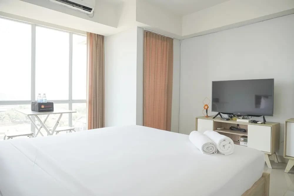 Relaxing Studio Apartment H Residence - photo 4