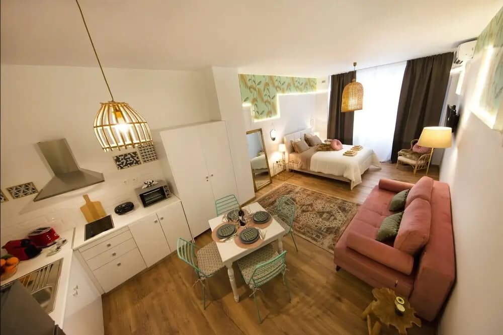 Exquisite apartment in Athens' center by VillaRentalsgr - photo 5