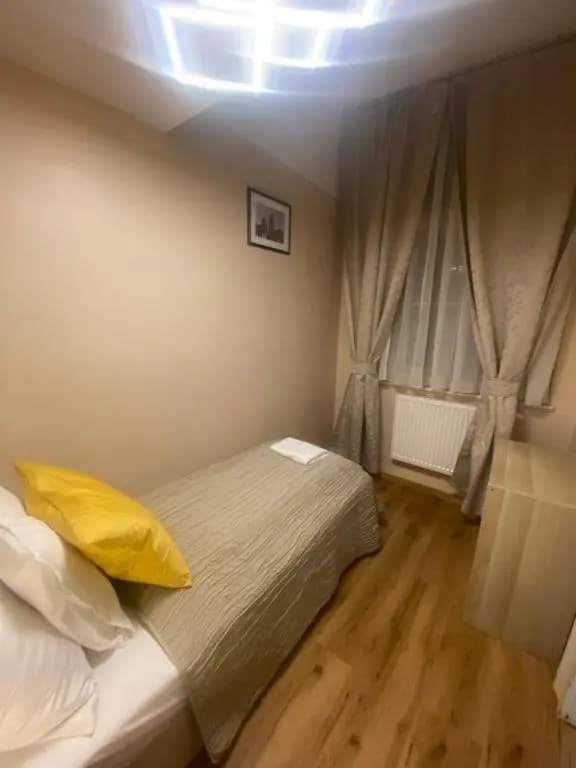 Stunning Charles Bridge Apartment - photo 2